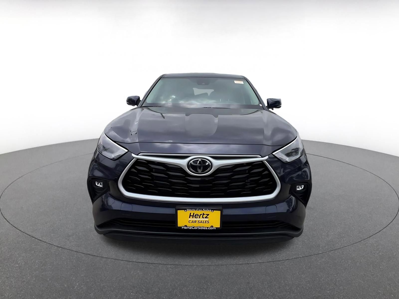 Thumbnail: 2025 Toyota Highlander - 3
