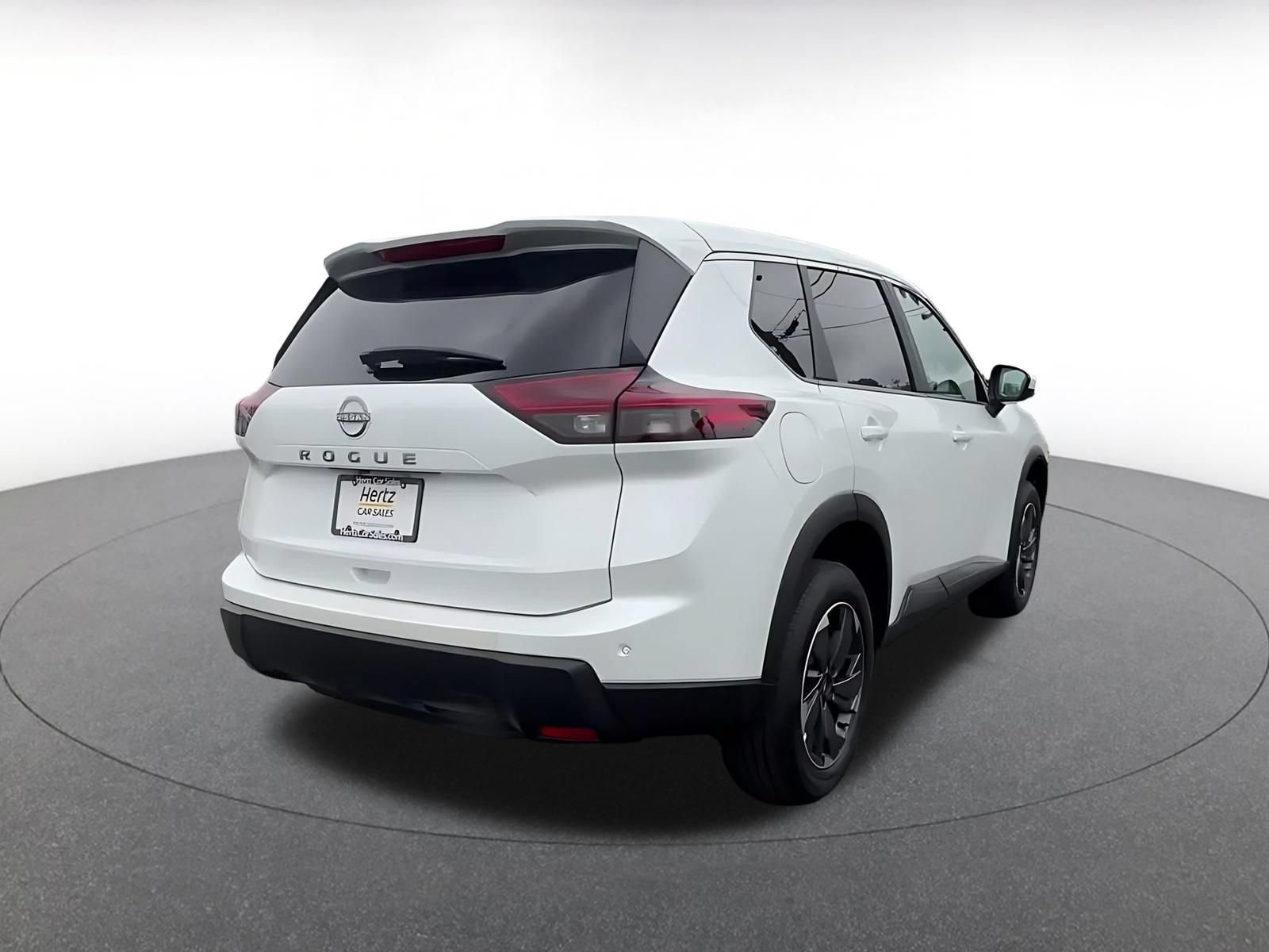 Thumbnail: 2025 Nissan Rogue - 15