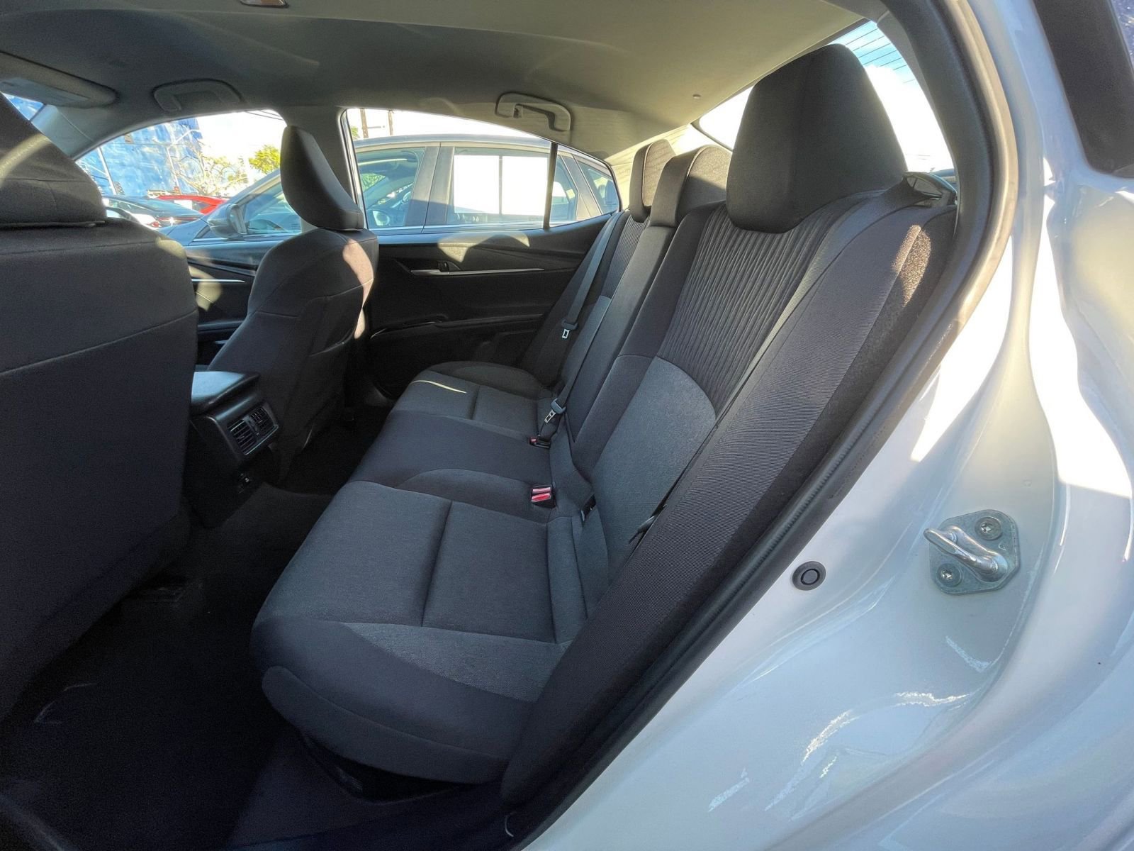 Thumbnail: 2025 Toyota Camry - 25