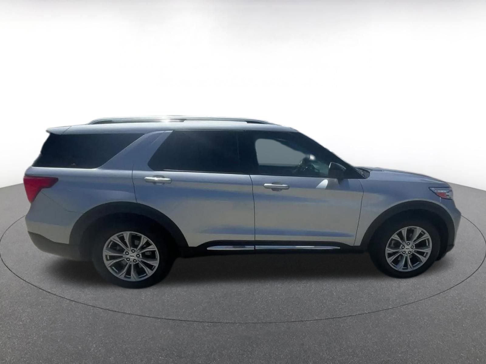 2023 Ford Explorer Limited 16