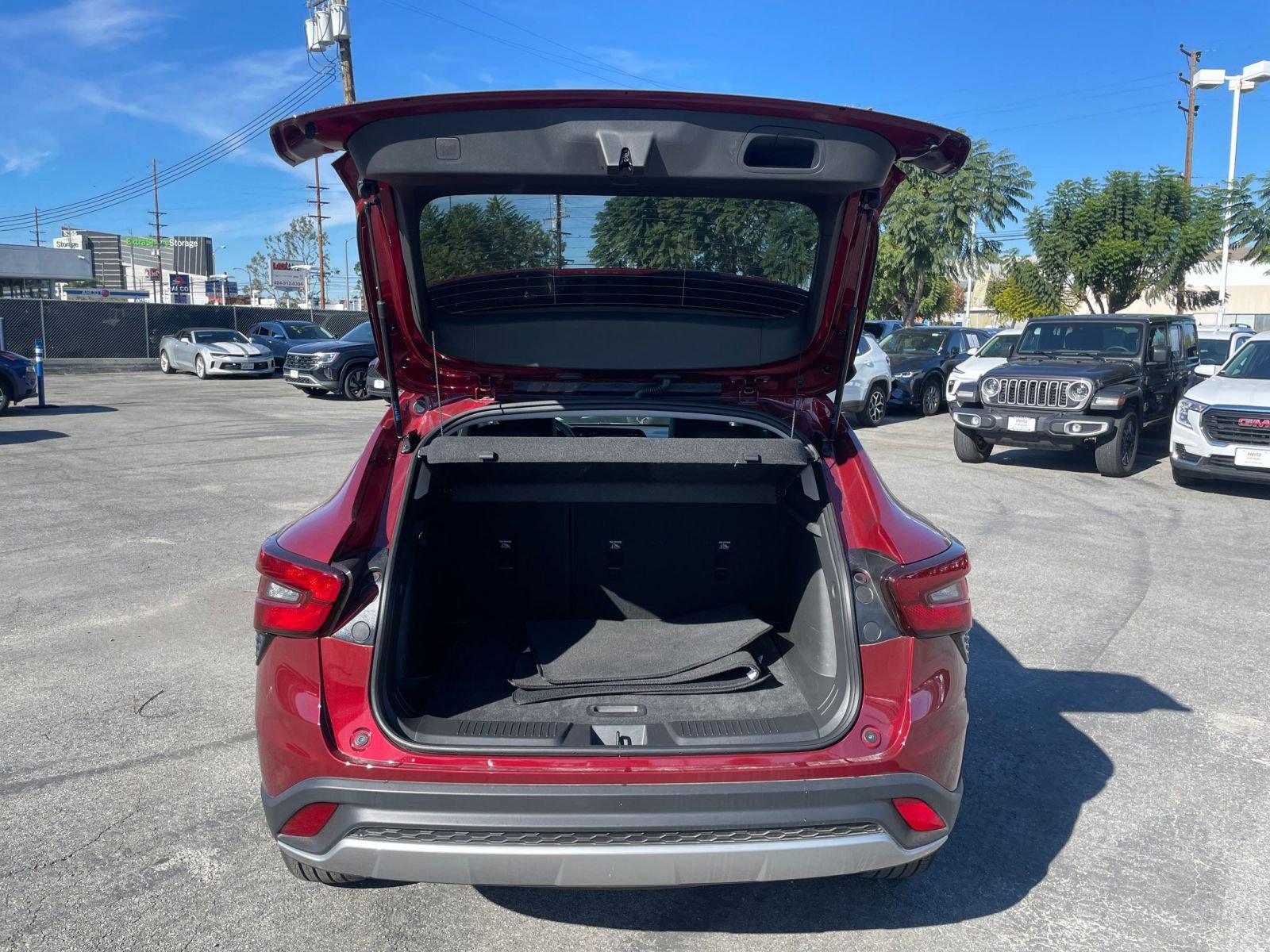 Thumbnail: 2025 Chevrolet Trax - 31