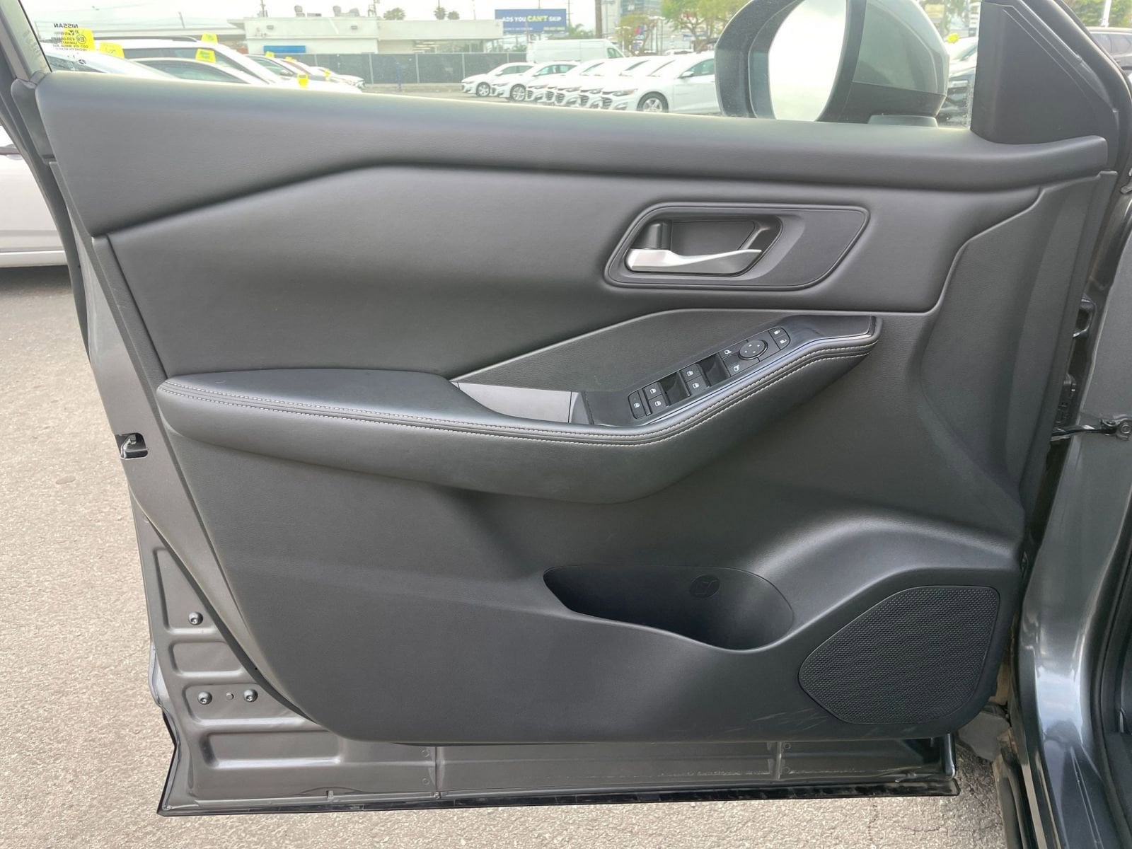 2024 Nissan Rogue SV 20
