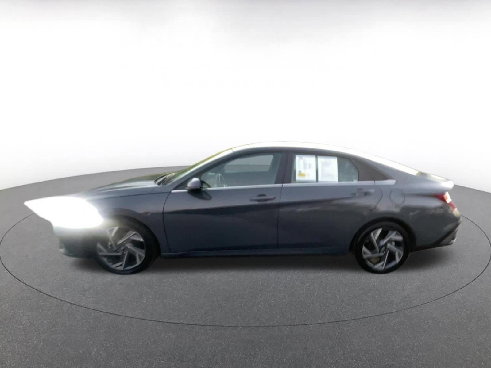 Thumbnail: 2025 Hyundai Elantra - 9