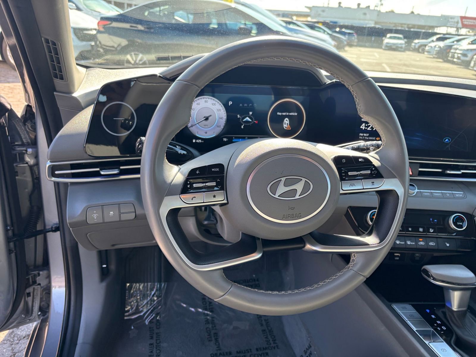 Thumbnail: 2025 Hyundai Elantra - 30