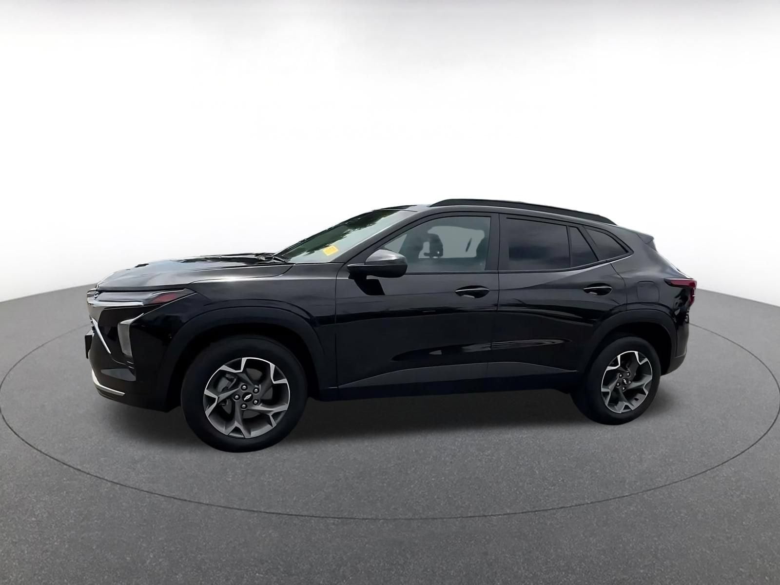 Thumbnail: 2025 Chevrolet Trax - 7