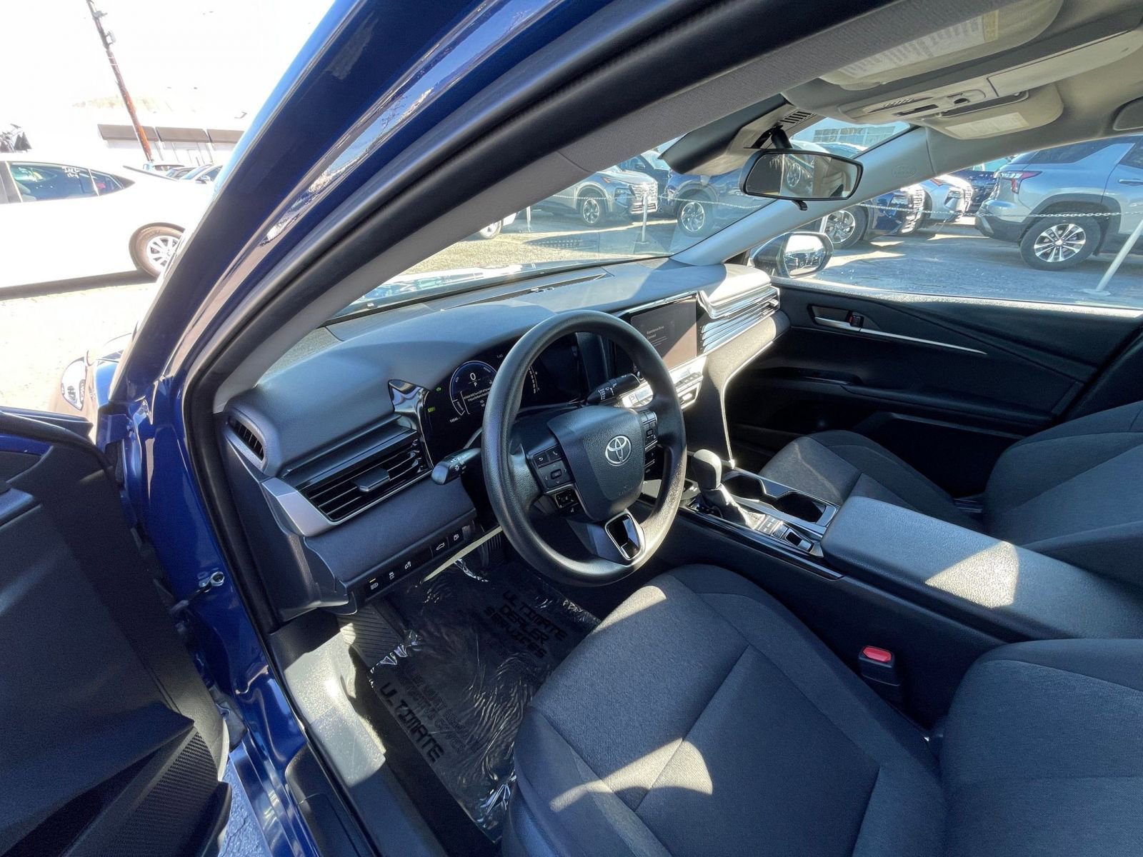 Thumbnail: 2025 Toyota Camry - 34