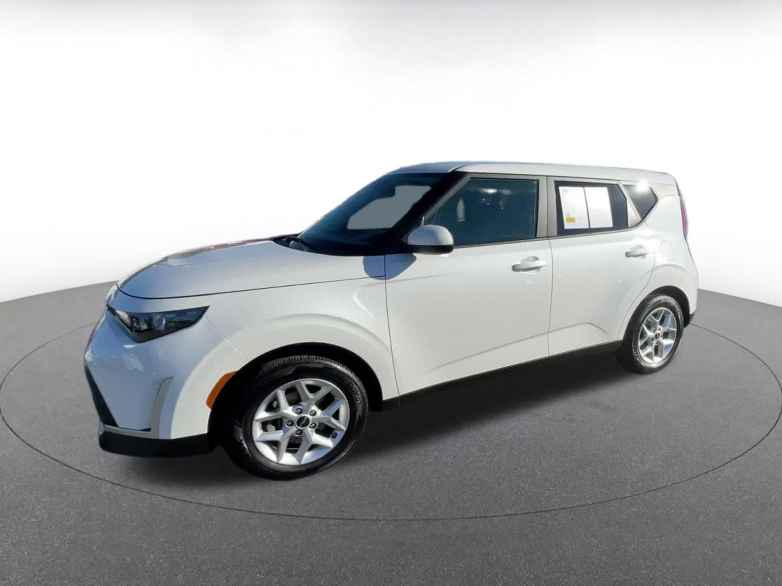Thumbnail: 2025 Kia Soul - 8