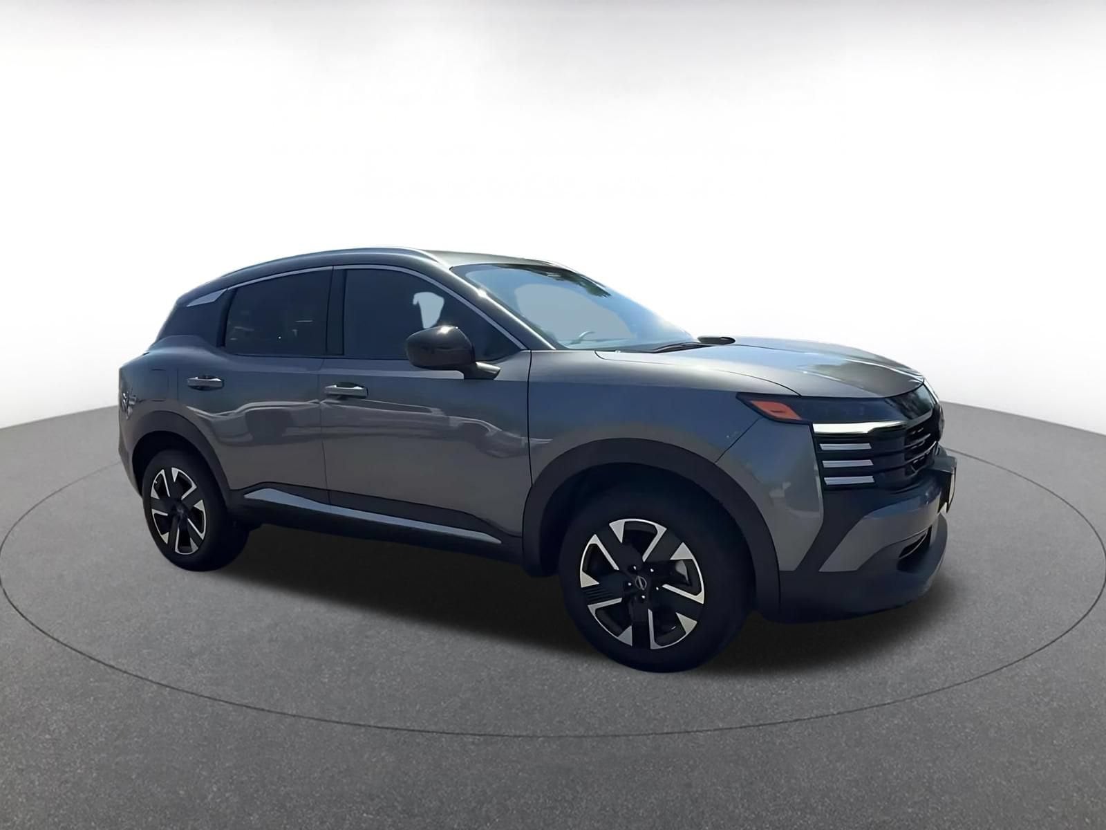 Thumbnail: 2026 Nissan Kicks - 2
