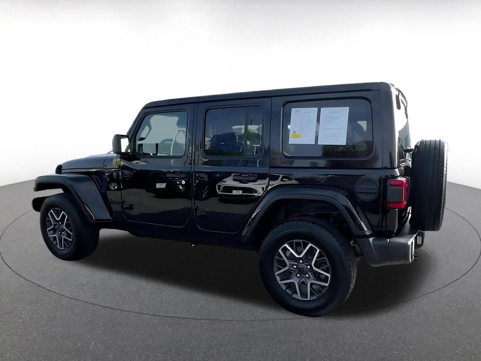 Thumbnail: 2025 Jeep Wrangler - 9