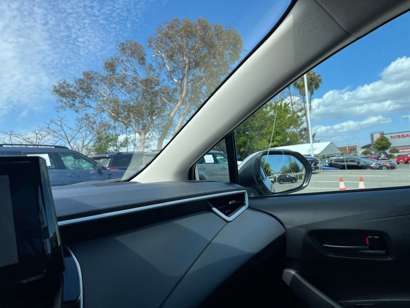 Thumbnail: 2025 Toyota Corolla - 35