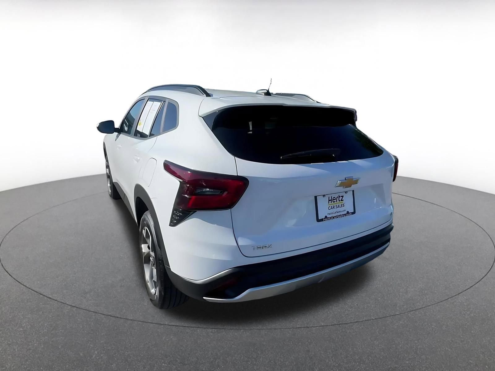 Thumbnail: 2025 Chevrolet Trax - 11