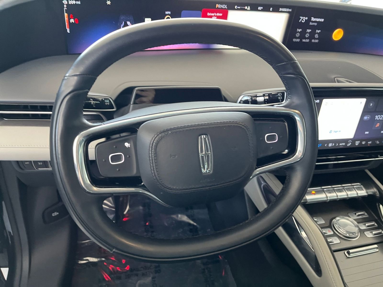 Thumbnail: 2024 Lincoln Nautilus - 28