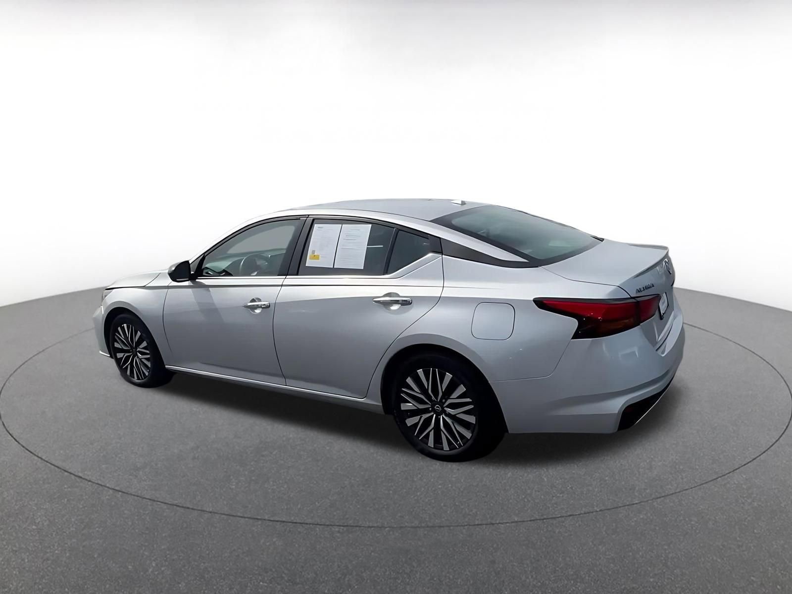 Thumbnail: 2025 Nissan Altima - 10