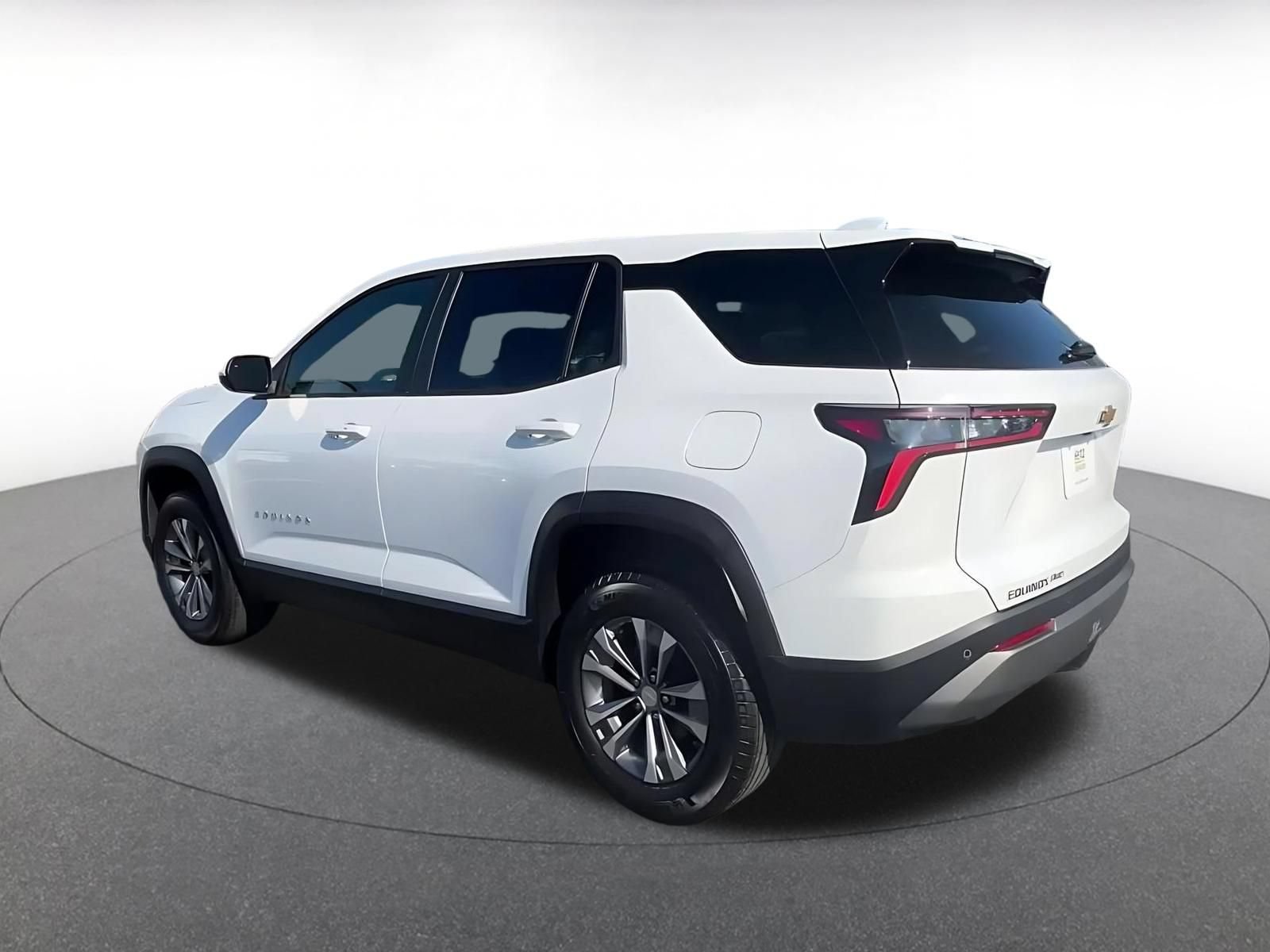 Thumbnail: 2025 Chevrolet Equinox - 10