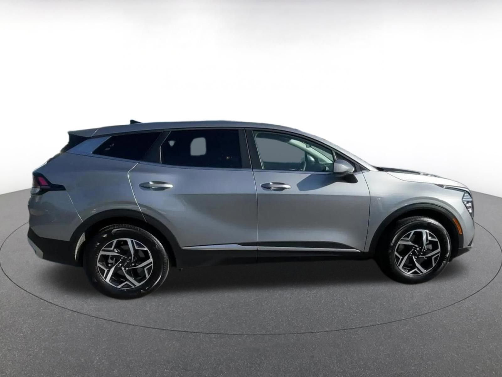 Thumbnail: 2025 Kia Sportage - 16