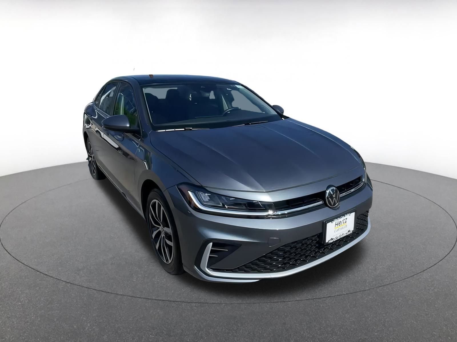 Thumbnail: 2025 Volkswagen Jetta - 3