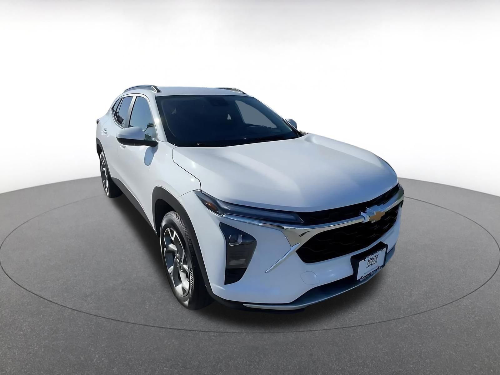 Thumbnail: 2025 Chevrolet Trax - 3