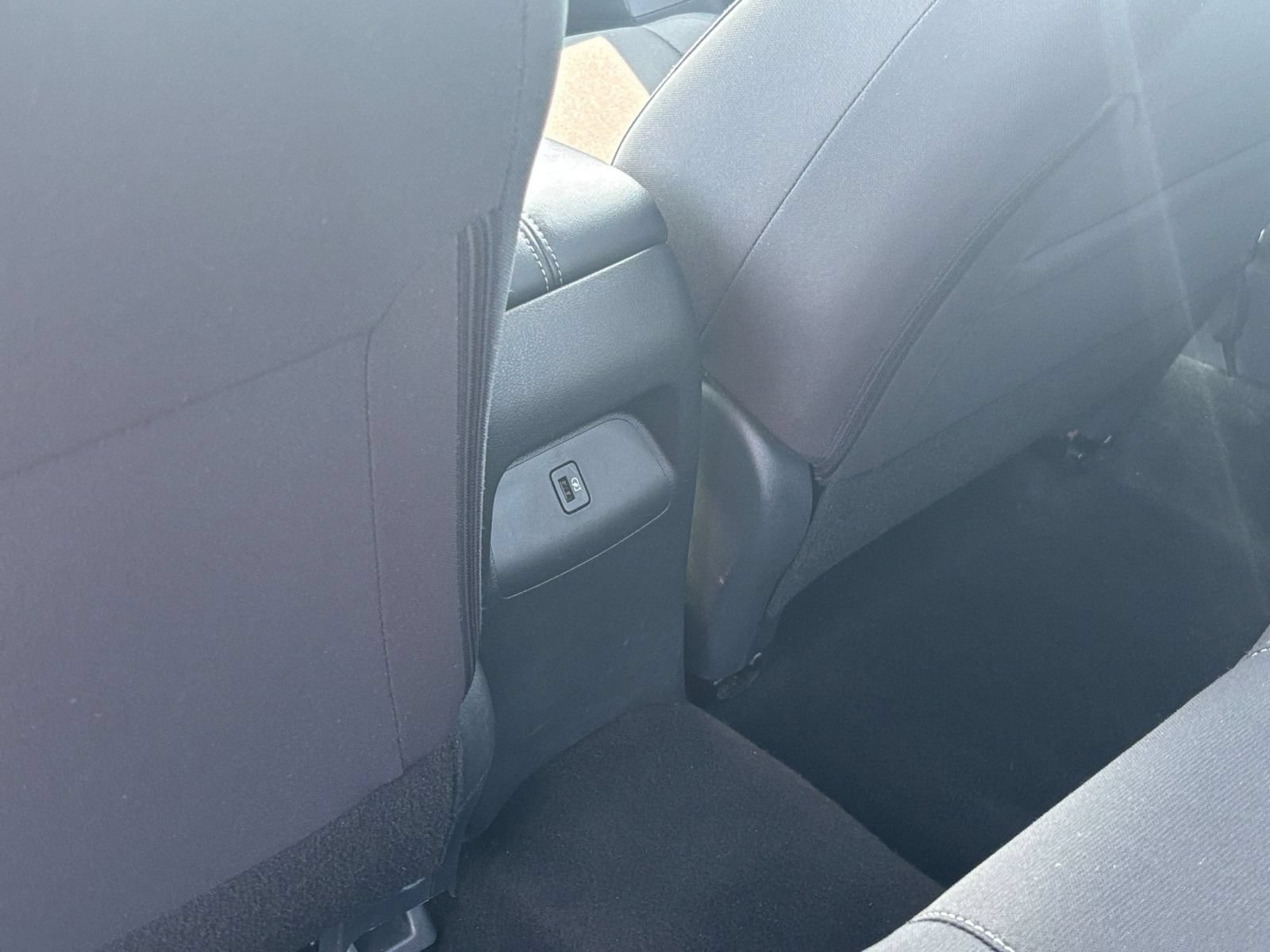 2025 Nissan Sentra SV - Photo 22