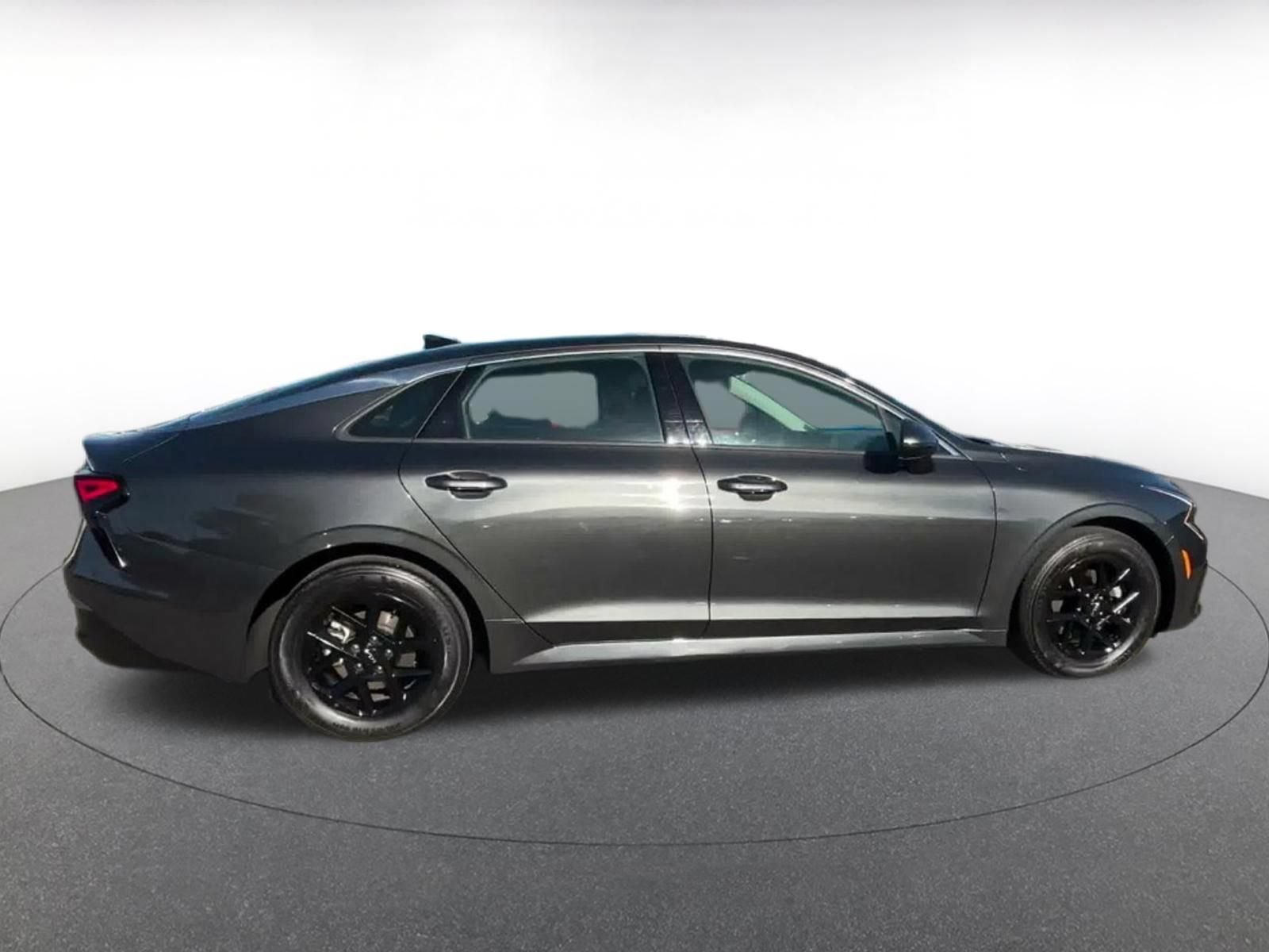 Thumbnail: 2025 Kia K5 - 14