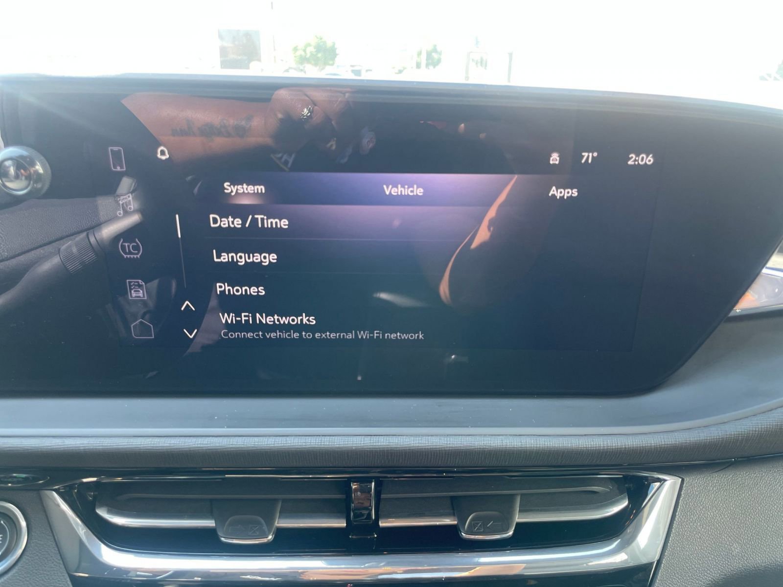 Thumbnail: 2025 Buick Envista - 21