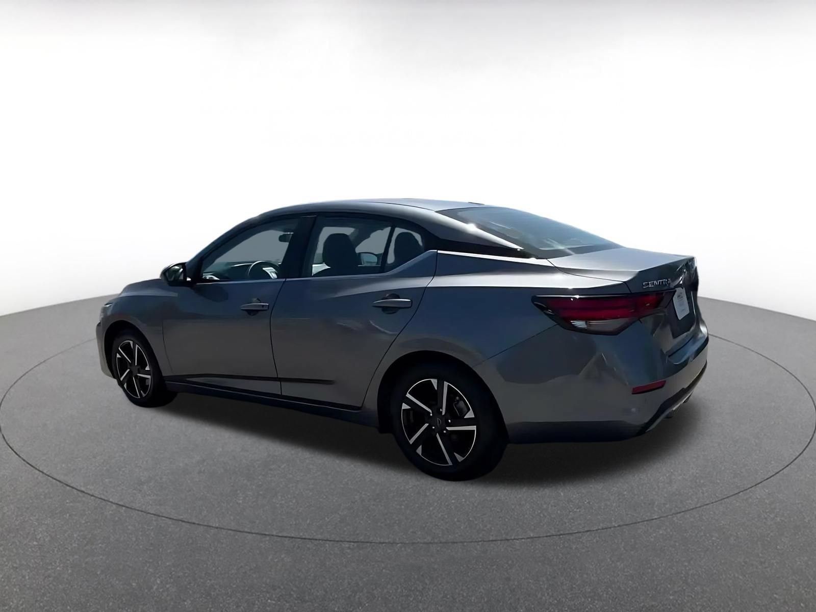 Thumbnail: 2025 Nissan Sentra - 8