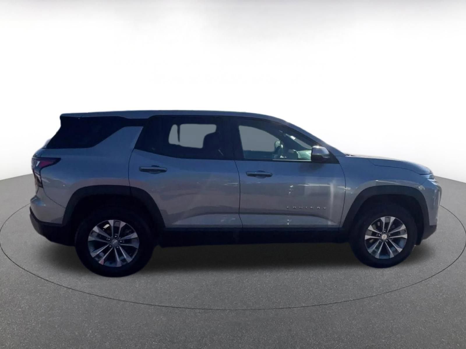 Thumbnail: 2025 Chevrolet Equinox - 16