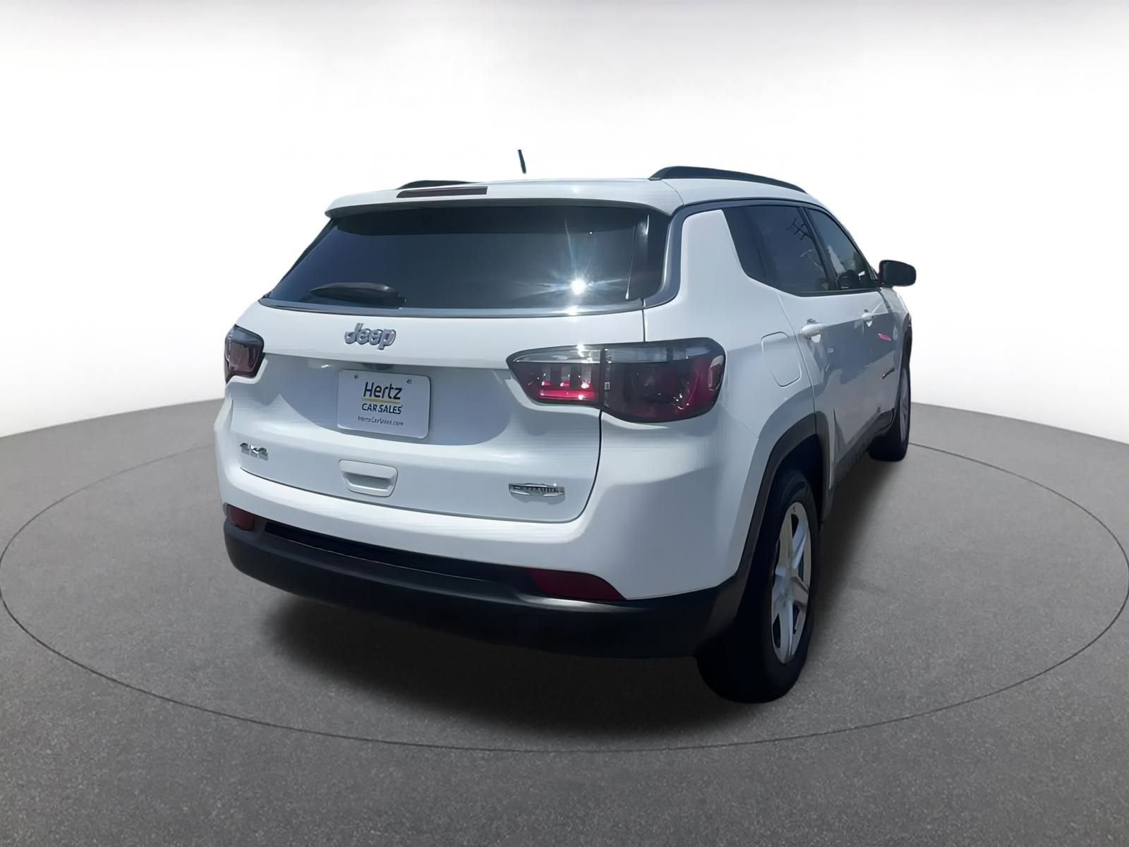 Thumbnail: 2023 Jeep Compass - 14
