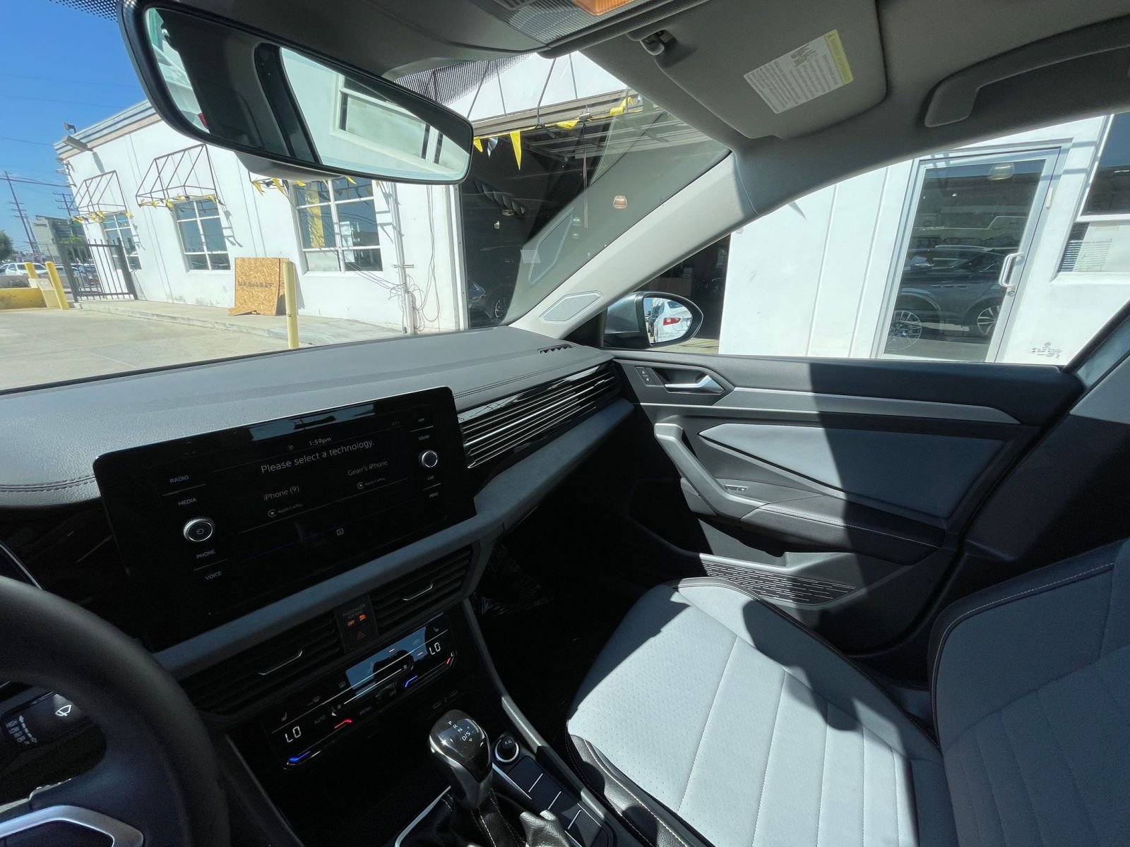 Thumbnail: 2025 Volkswagen Jetta - 35