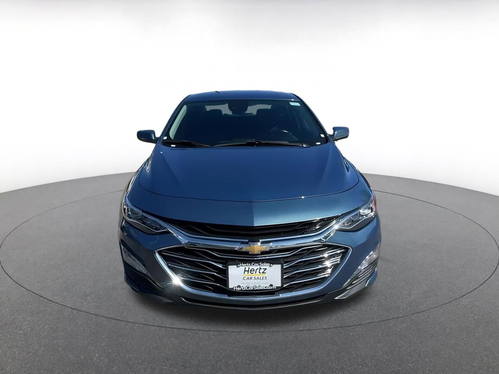 Thumbnail: 2024 Chevrolet Malibu - 4