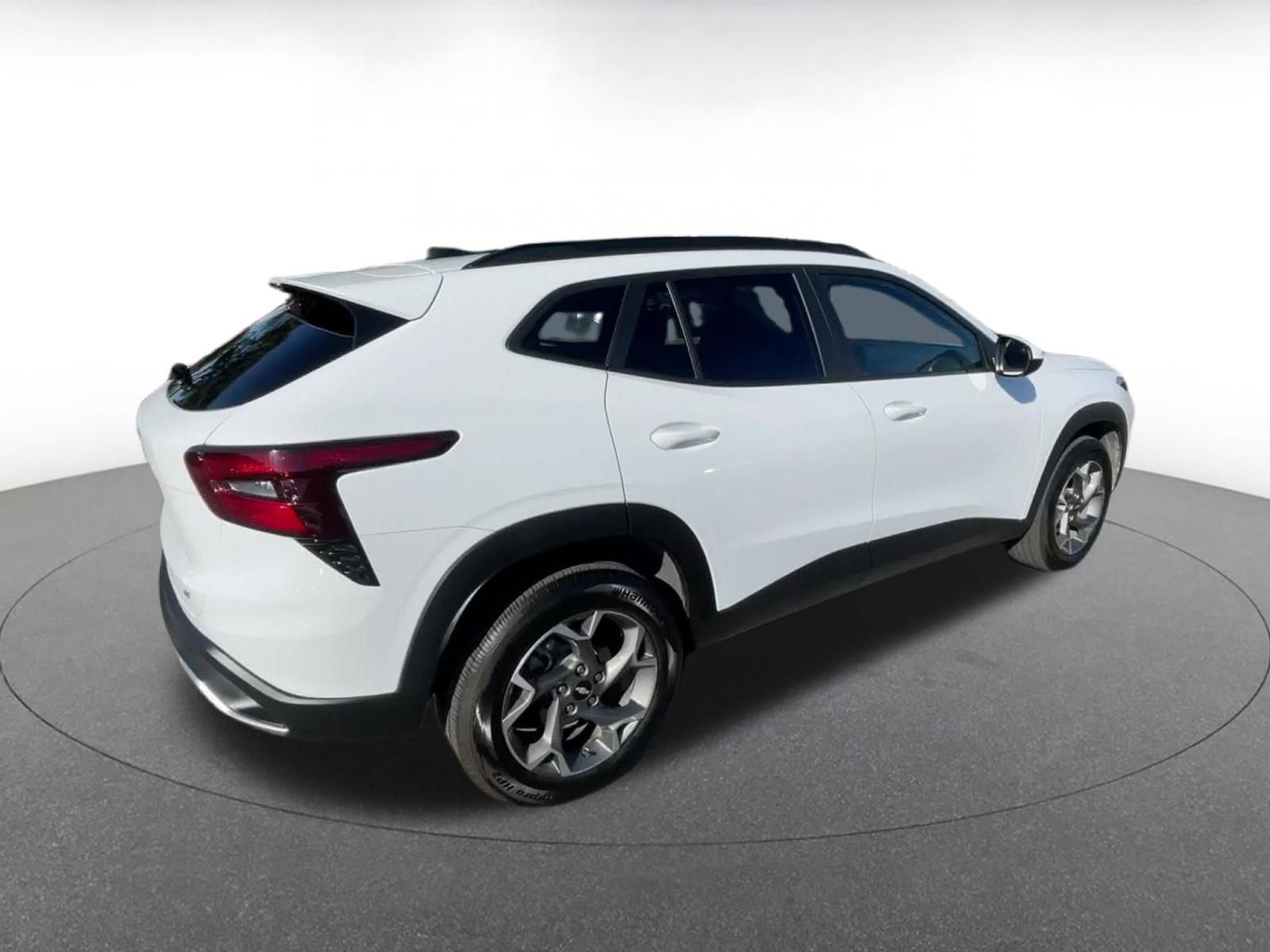 Thumbnail: 2025 Chevrolet Trax - 15