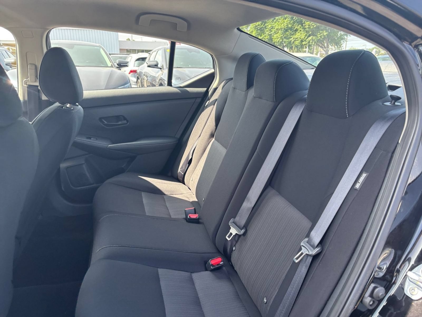 2025 Nissan Sentra SV - Photo 25