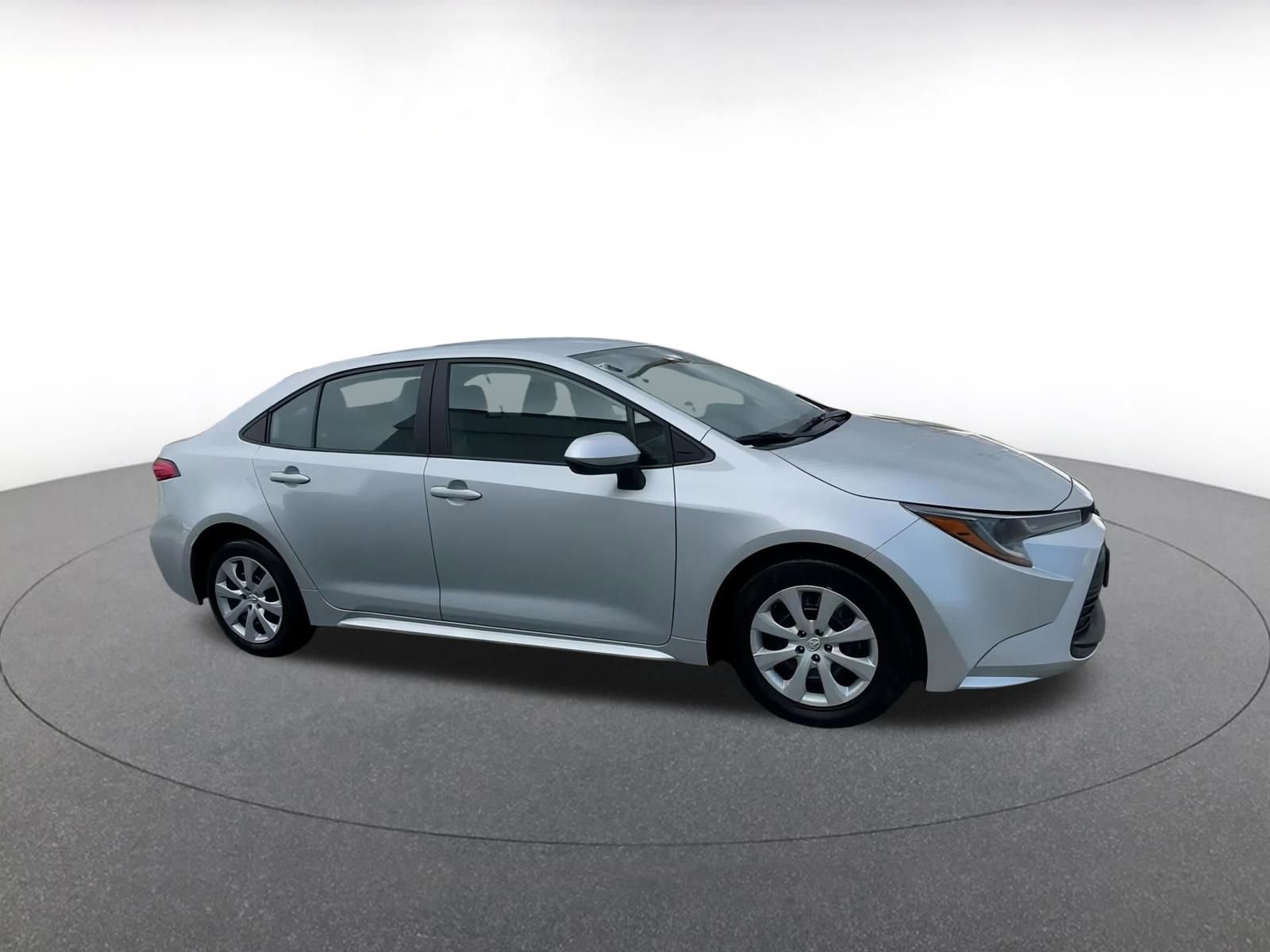 2023 Toyota Corolla LE 2