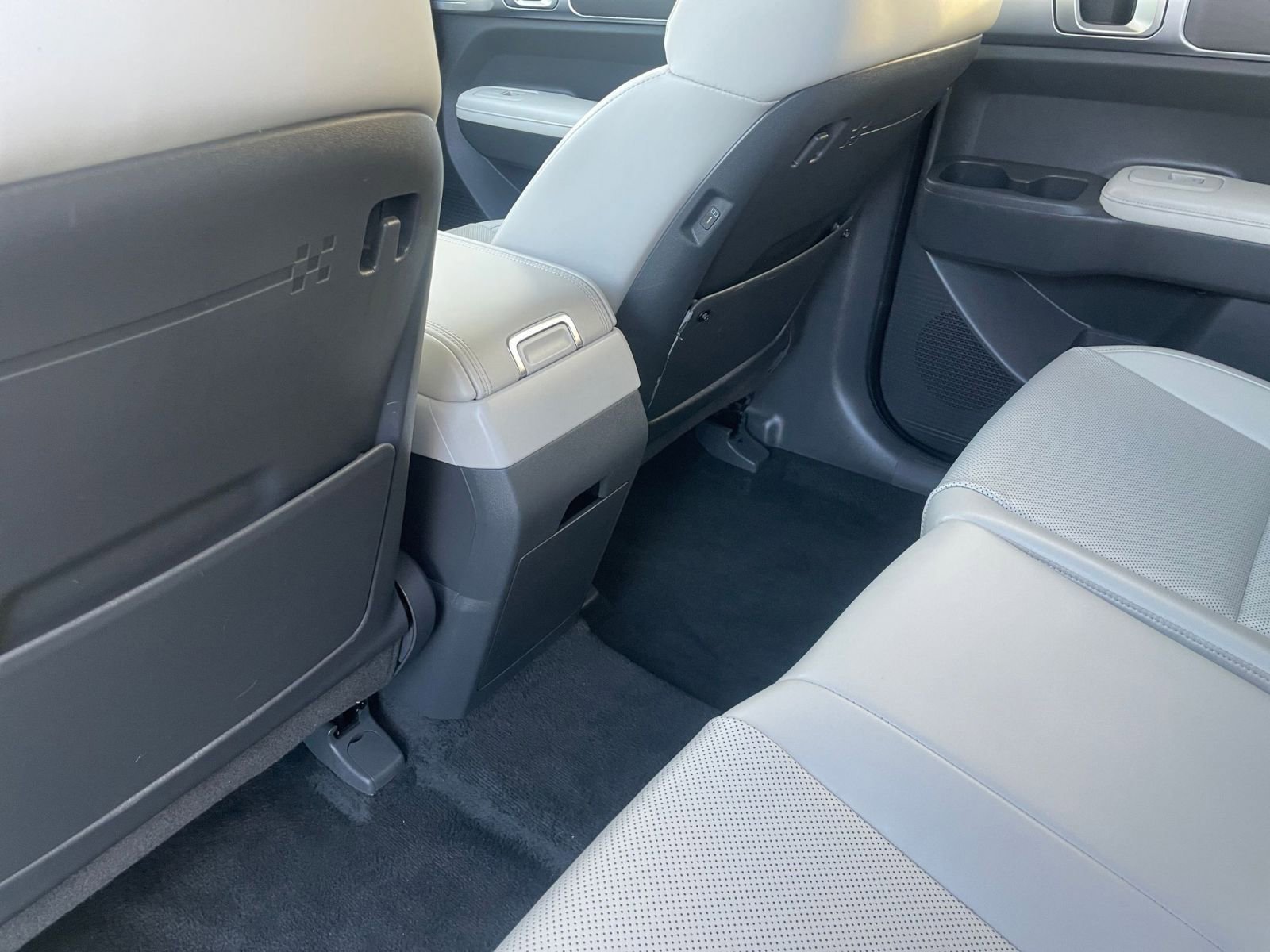 Thumbnail: 2025 Hyundai Santa Fe - 24