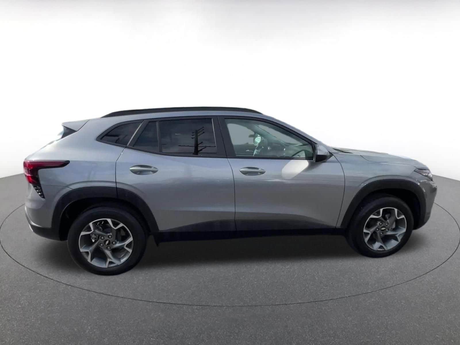 Thumbnail: 2025 Chevrolet Trax - 16
