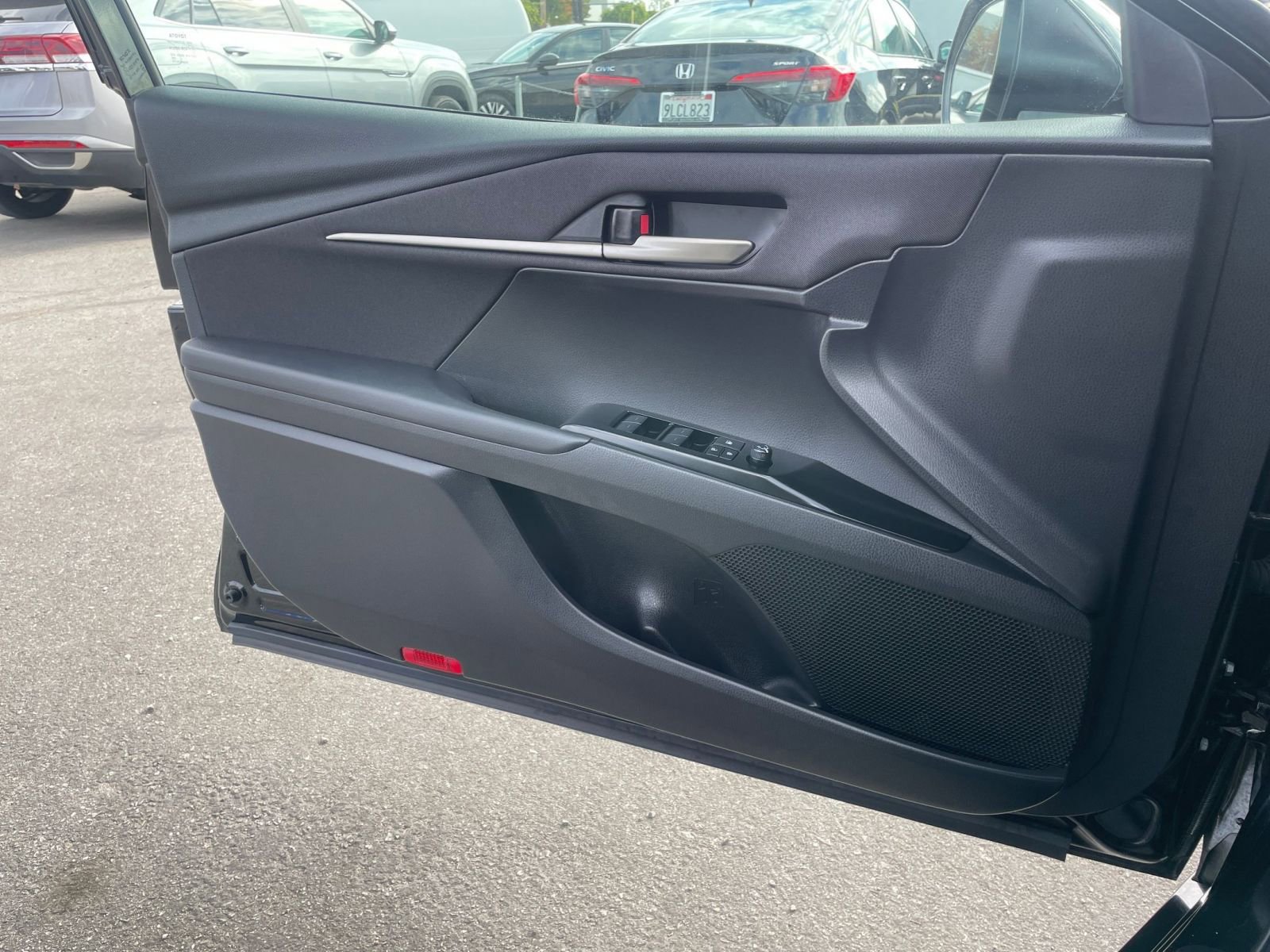 Thumbnail: 2025 Toyota Camry - 20