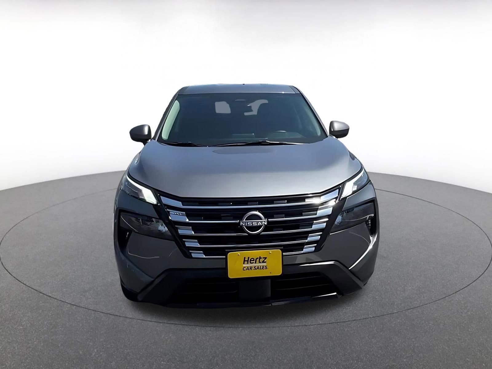 Thumbnail: 2025 Nissan Rogue - 4