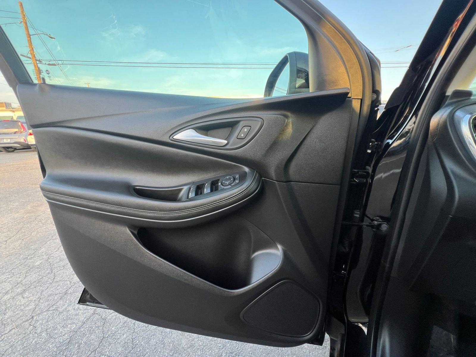 Thumbnail: 2025 Buick Encore GX - 18