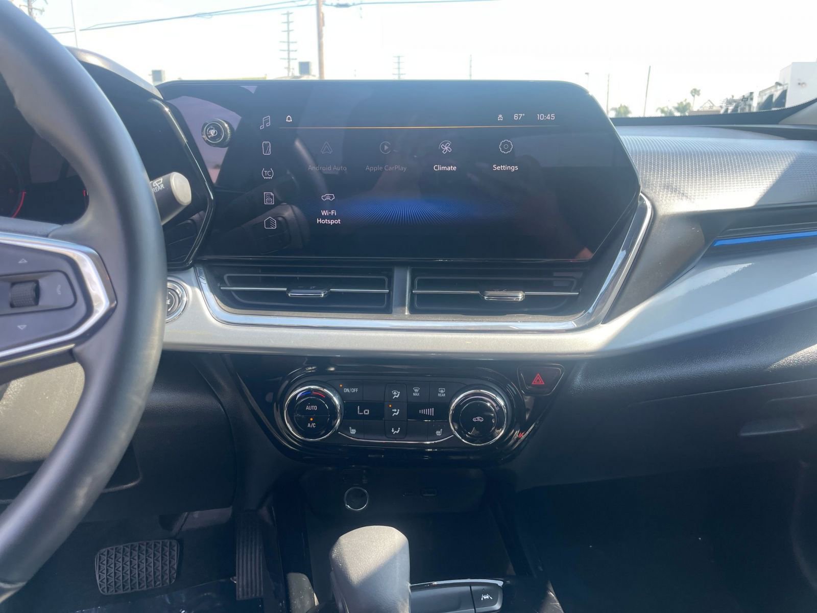 Thumbnail: 2025 Chevrolet Trax - 17