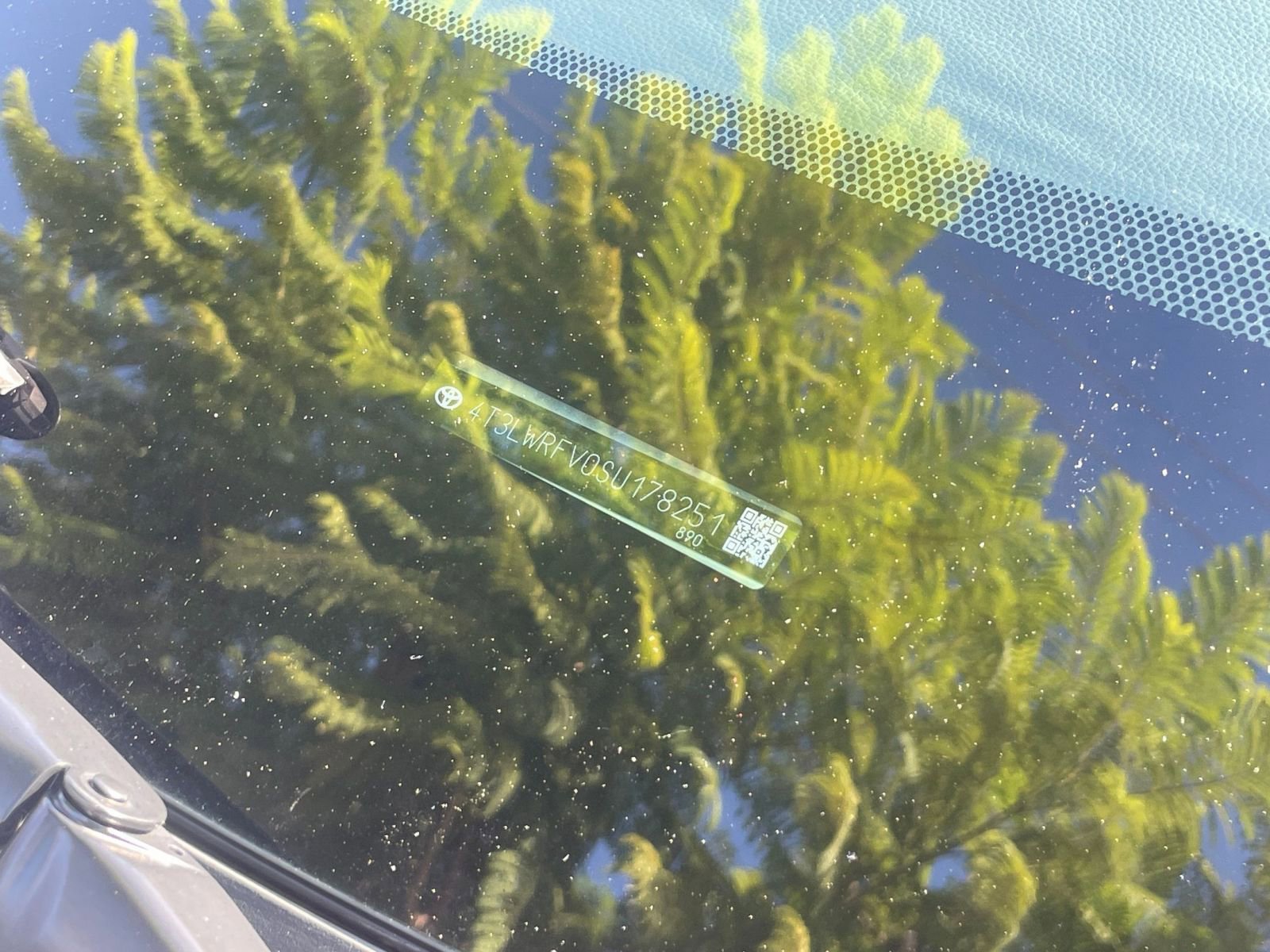 Thumbnail: 2025 Toyota RAV4 - 29