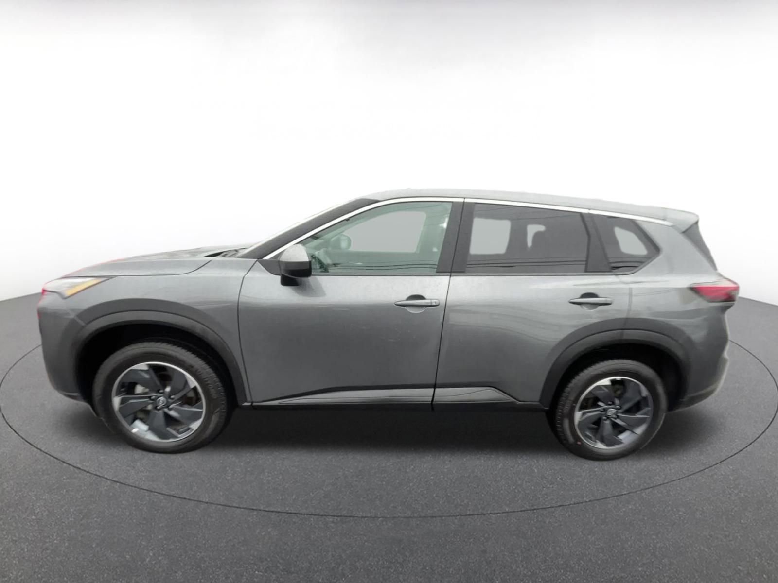 2024 Nissan Rogue SV 8