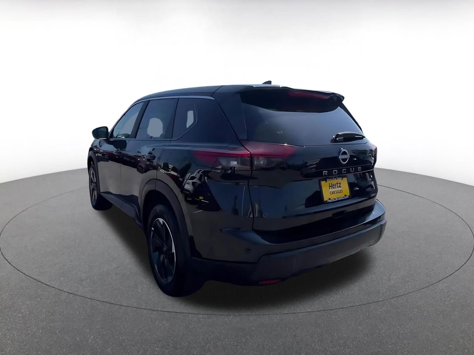 Thumbnail: 2025 Nissan Rogue - 11