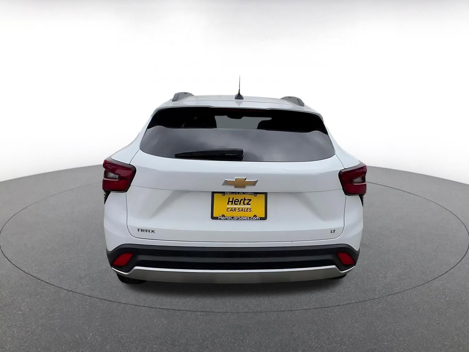 Thumbnail: 2025 Chevrolet Trax - 12