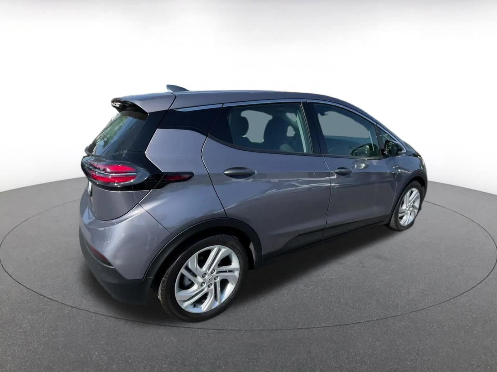 Thumbnail: 2023 Chevrolet Bolt EV - 15