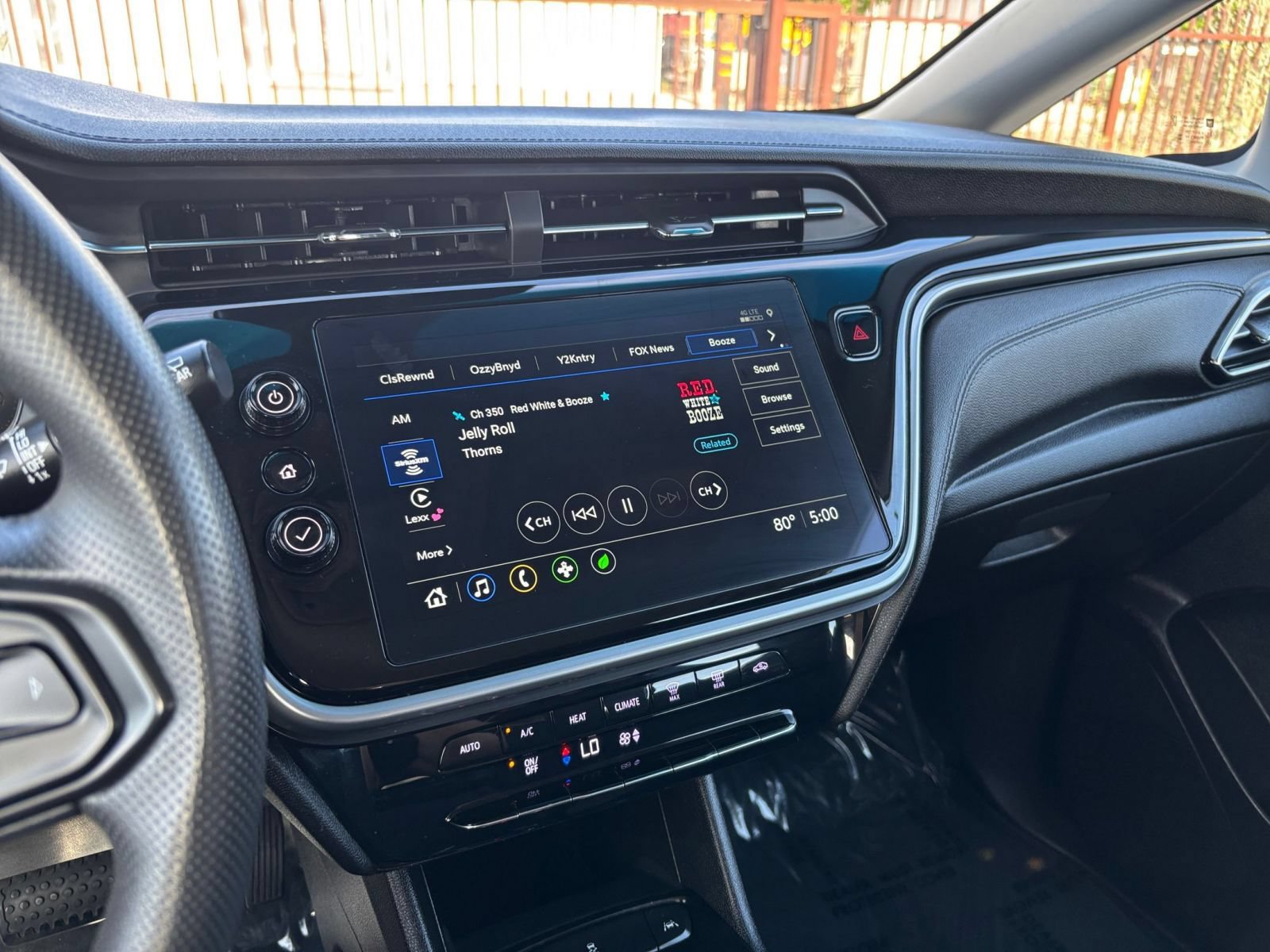 Thumbnail: 2023 Chevrolet Bolt EV - 20