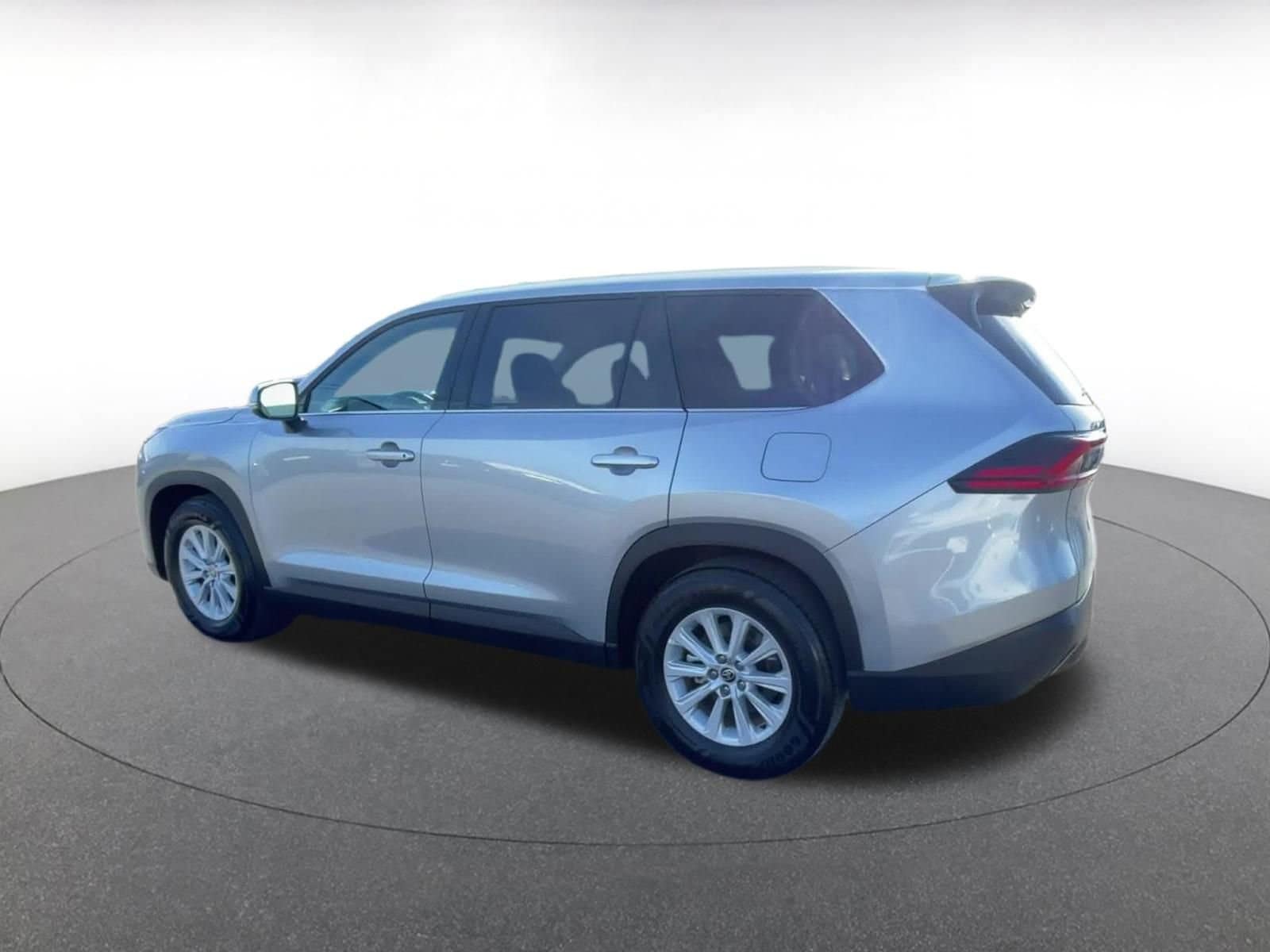 Thumbnail: 2025 Toyota Grand Highlander - 10