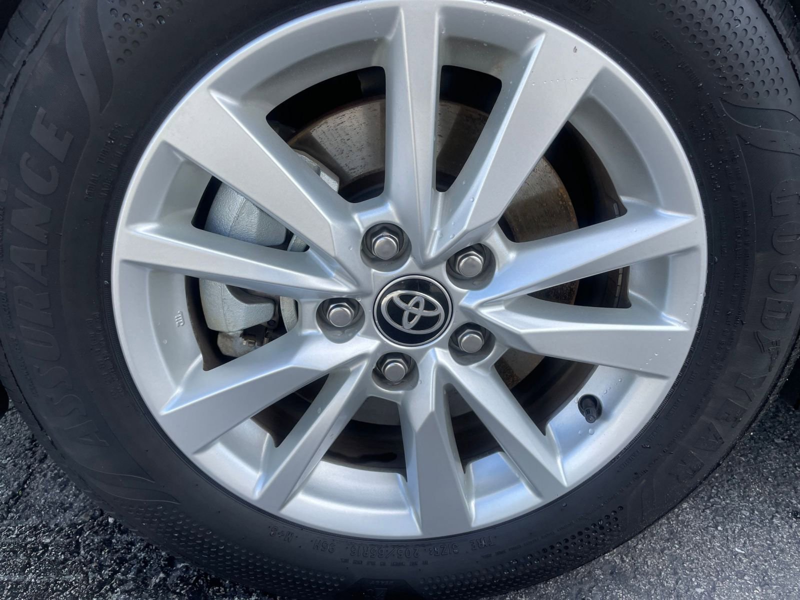 Thumbnail: 2025 Toyota Camry - 30