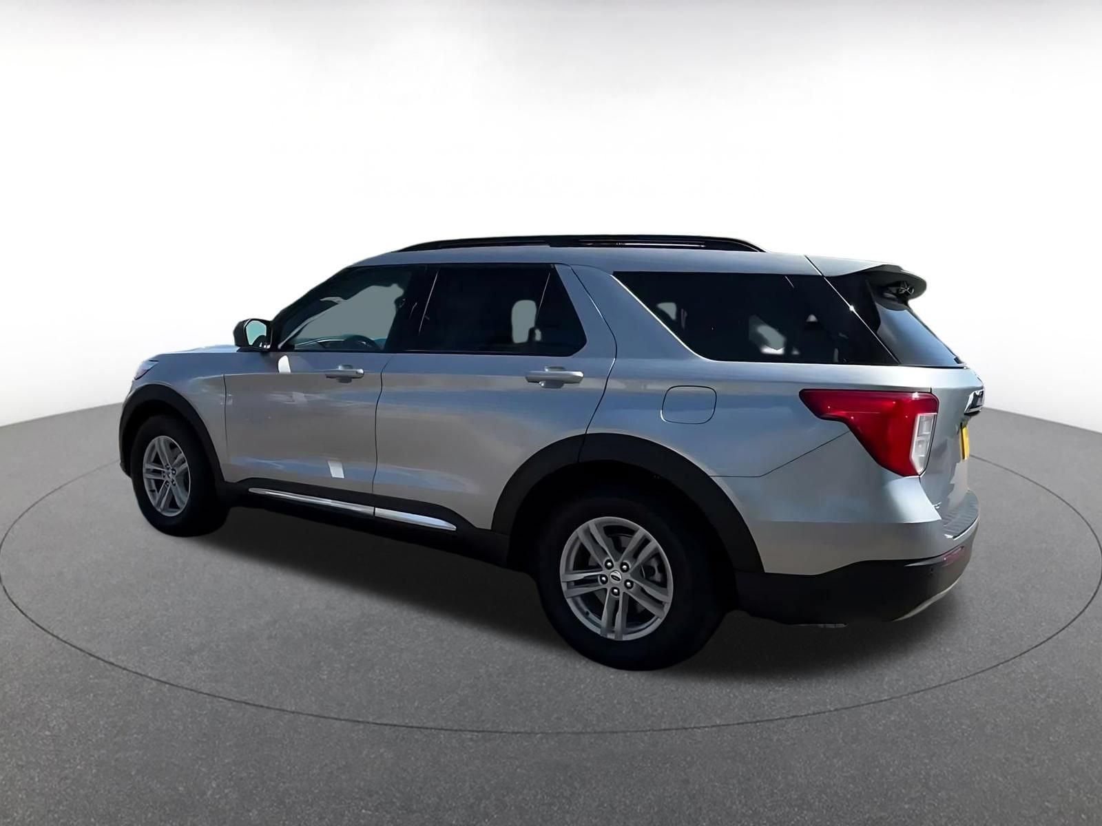 Thumbnail: 2024 Ford Explorer - 9