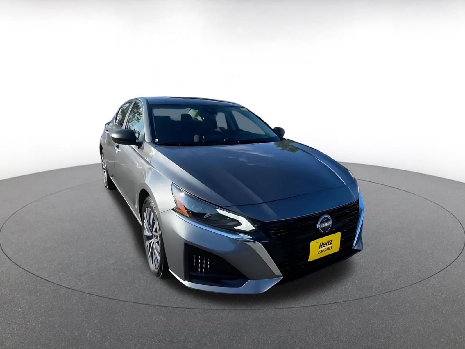 Thumbnail: 2025 Nissan Altima - 3