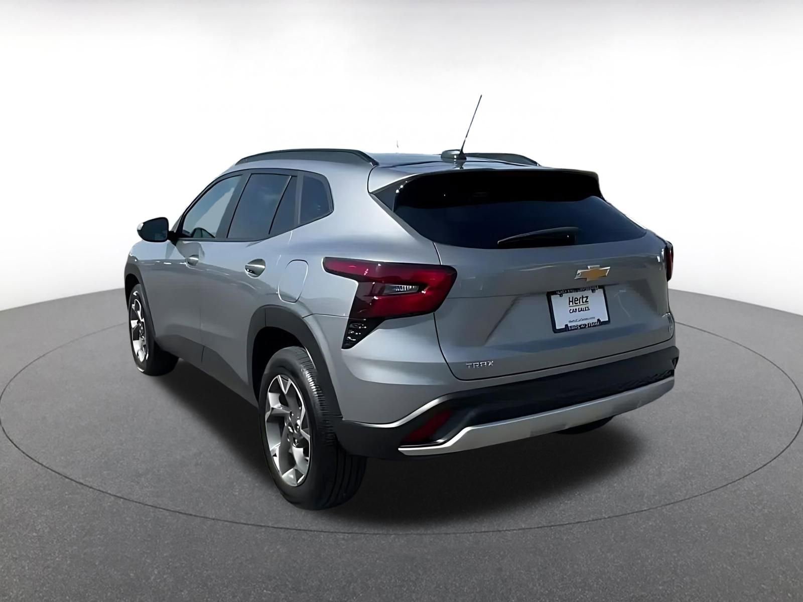 Thumbnail: 2025 Chevrolet Trax - 11