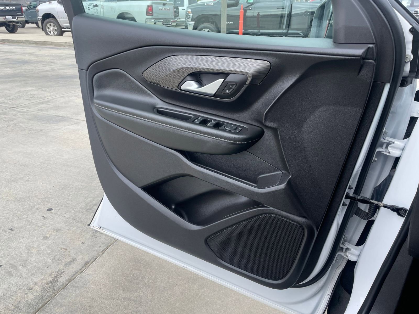 Thumbnail: 2024 GMC Terrain - 20